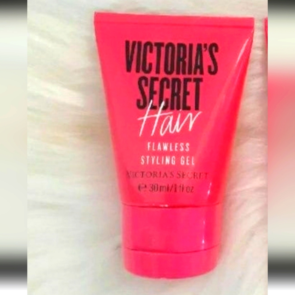 Victoria's Secret Flawless Styling Gel